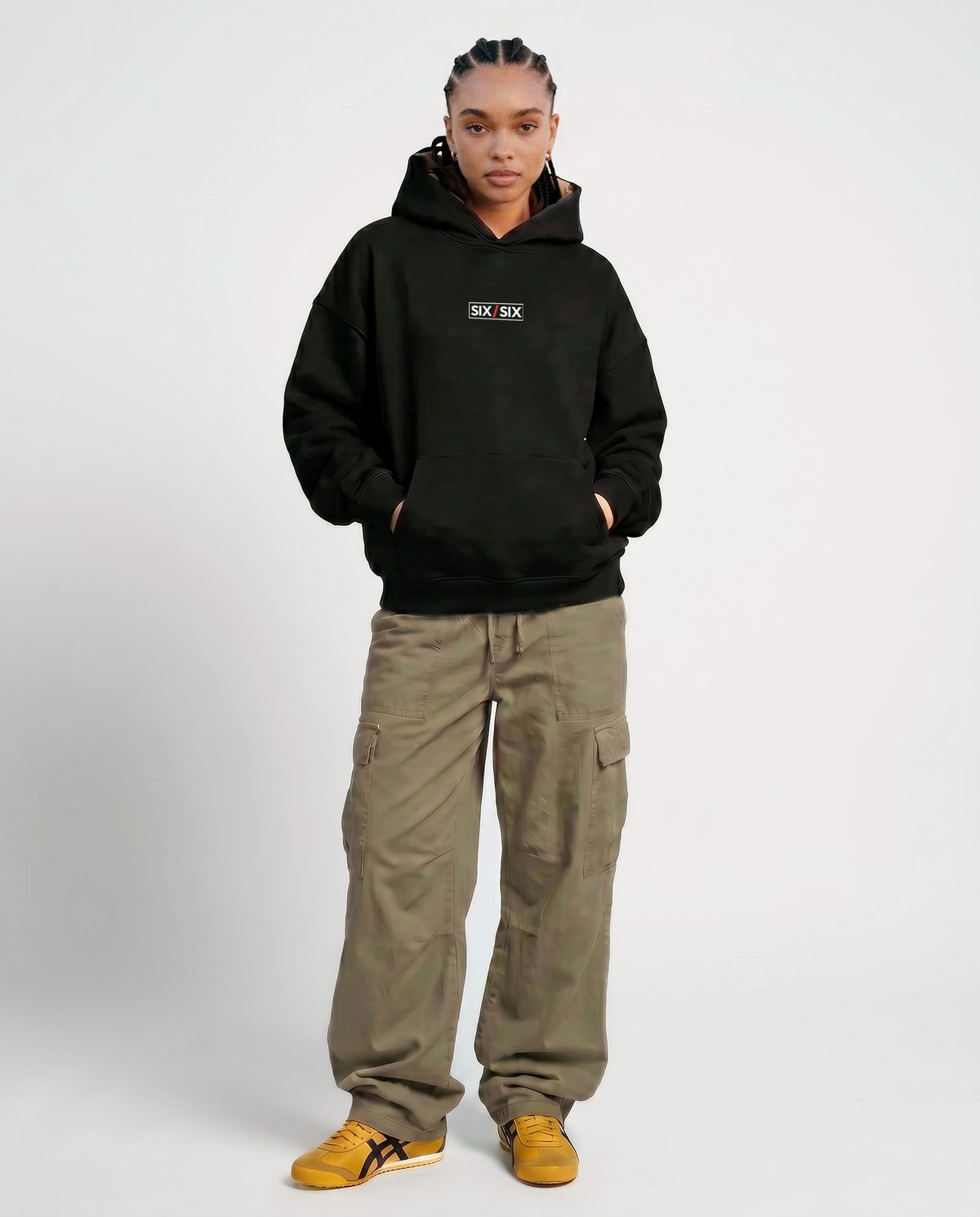 No Look — Female model full look (Amara), Black #Model_F #Color_Black