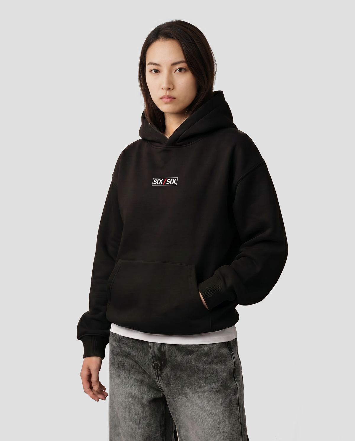 Score In Silence — Echo — Female model hero, Black #Model_F #Color_Black