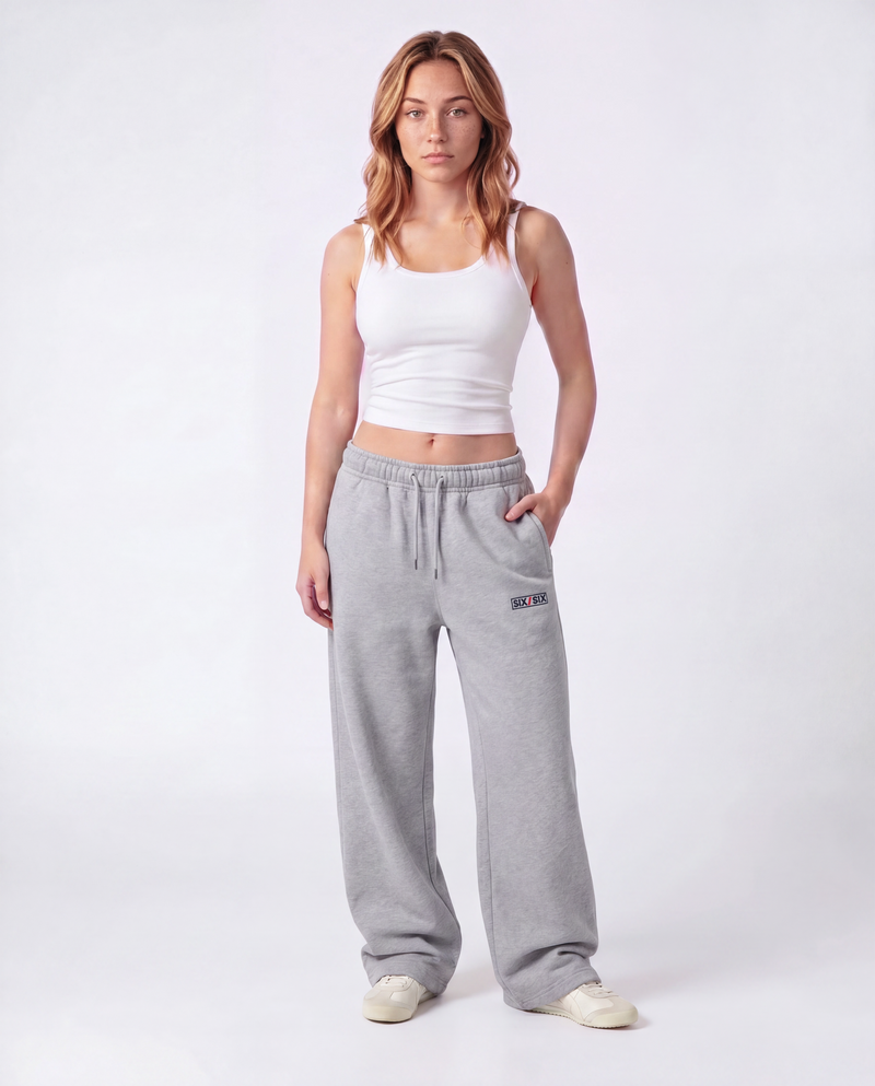 Essential Logo — Carrier Sweatpant — Female model full front (Reese), Marle #Model_F #Color_Marle
