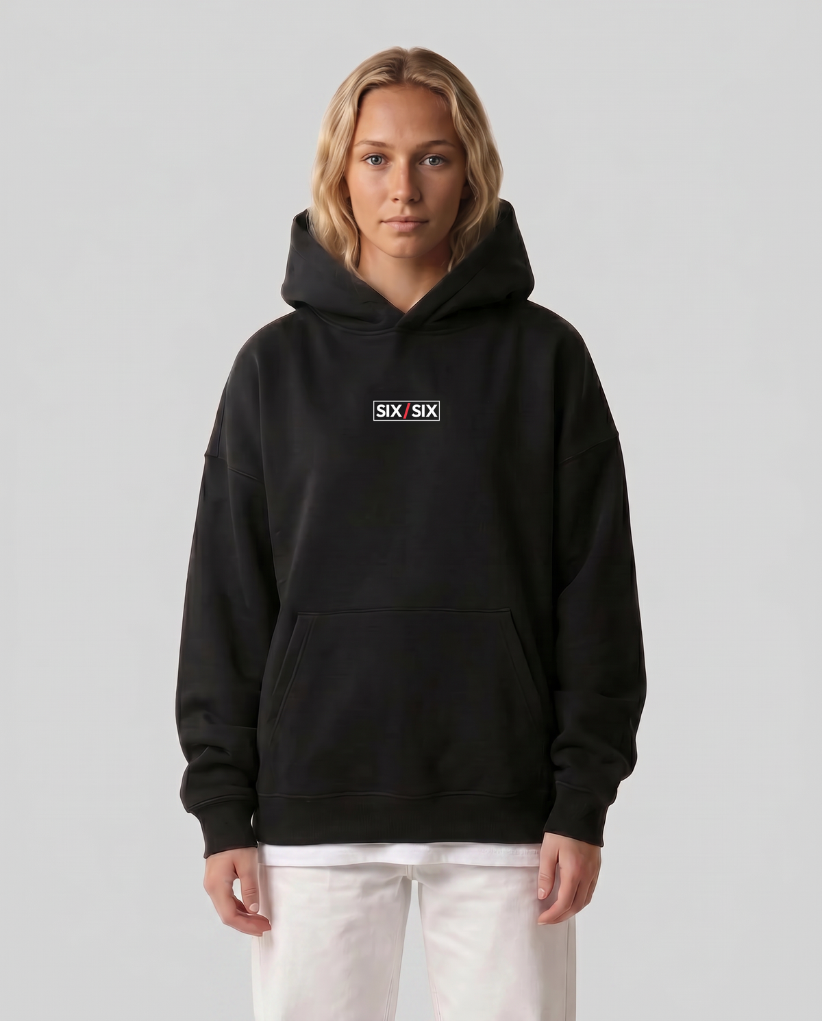 Corners Only — Baseline — model hero (Sloane), Black #Model_F #Color_Black
