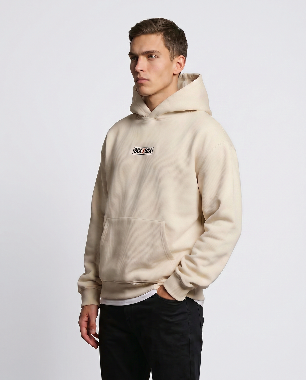 Corners Only — Baseline — Male model three-quarter (Niko), Natural #Model_M #Color_Natural