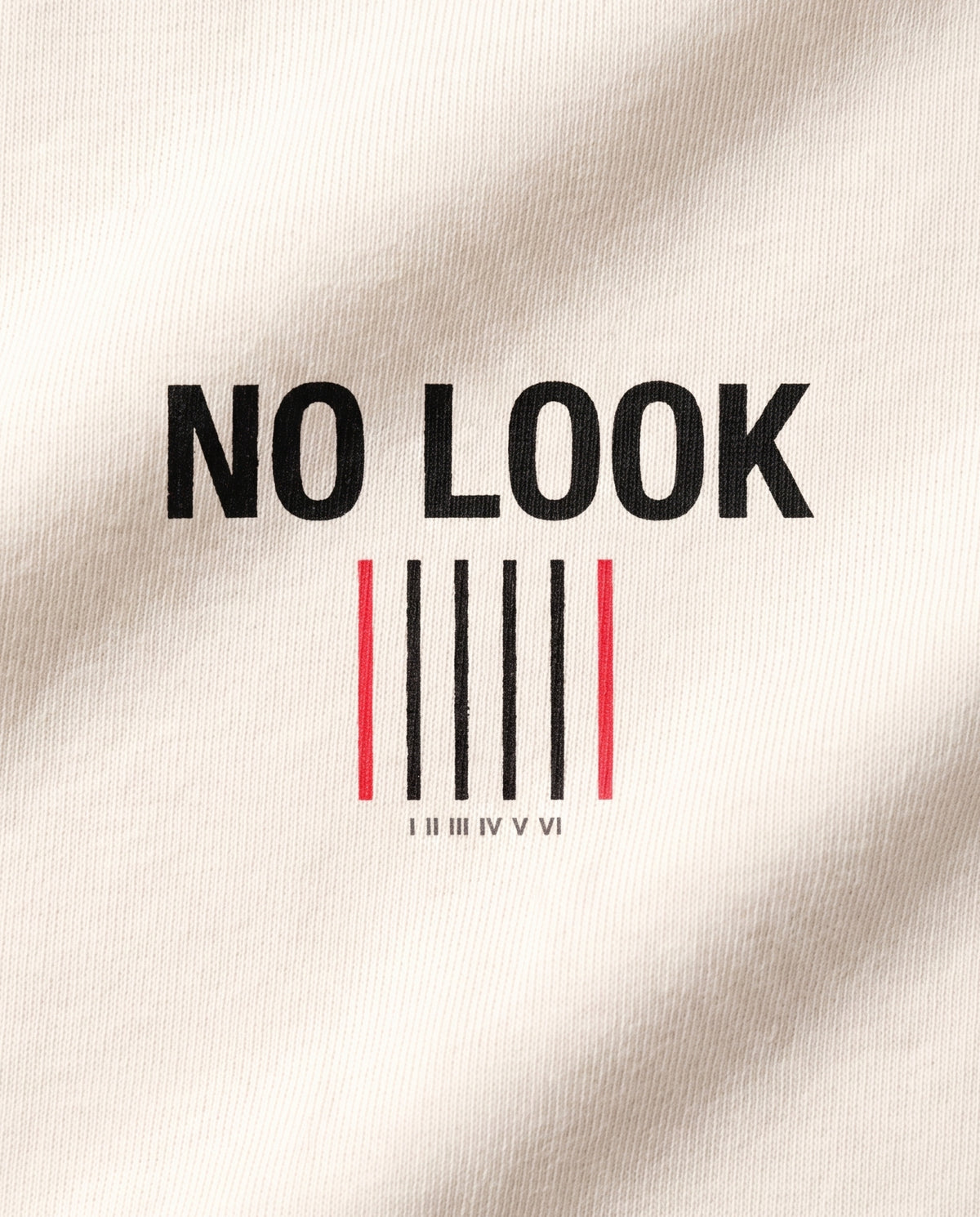No Look — logo close-up back, Ecru #Color_Ecru
